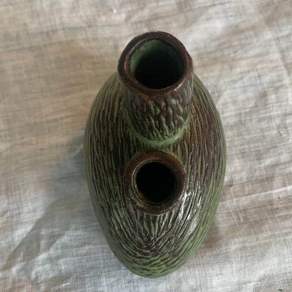 Vintage handmade ceramic double bud vase - Picture 2 of 6
